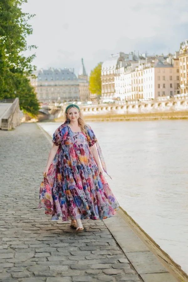 Rachel Murphy in Paris