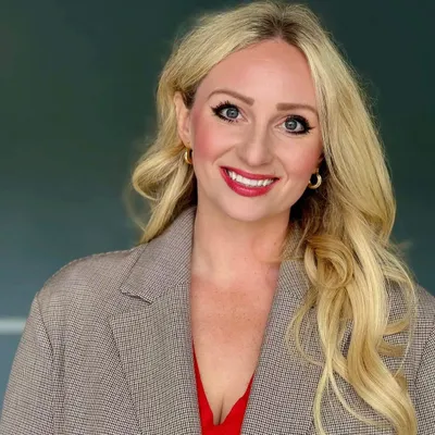 Rachel Murphy professional headshot closeup